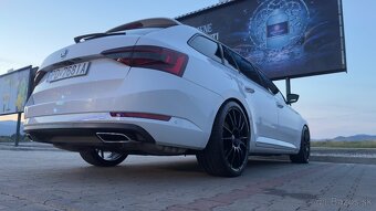 Škoda superb combi sportline 2.0 tsi 206kW 4x4 DSG - 4
