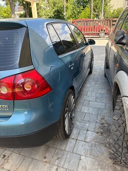 Volkswagen Golf V 2.0 TDi 4 Motion - 4