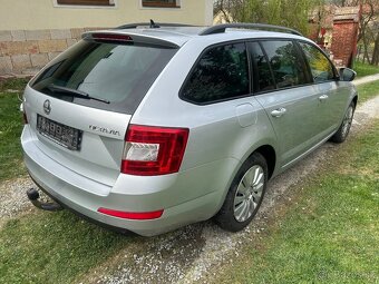ŠKODA OCTAVIA 3 2.0TDI 110KW R.27.12.2013 183000K - 4