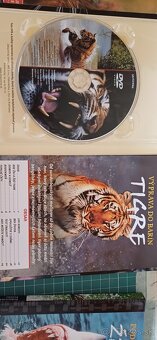 Predám DVD dokumenty – Žraloky (nové), Levy, Tigre – Natural - 4