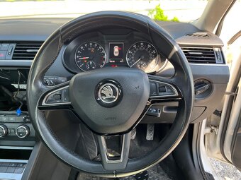 Rozpredam Octavia III Liftback 2.0 TDI M6 - 4