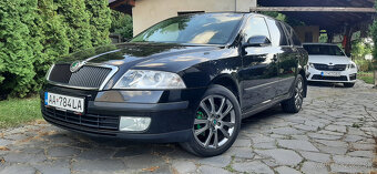 Škoda Octavia Combi 2.0 TDI Elegance DSG - 4