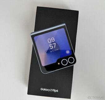 Samsung Galaxy Z Flip6 12GB/256GB, TOP, ZARUKA - 4
