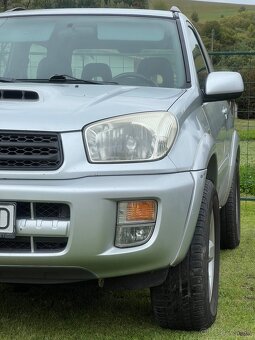 Toyota RAV4 D-4D 2002 - 4