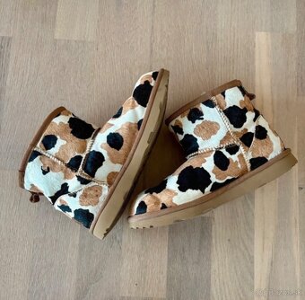 Dámske UGG Classic Cow veľkosť 36 - 4
