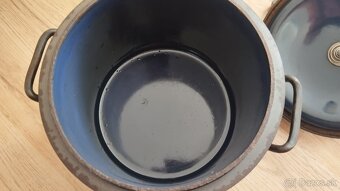 Velmi starý tlakový hrnec tz.tlakáč D.R.G.M - 4