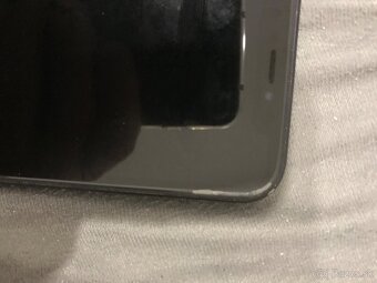 iPhone XR 64 gb v zachovalom stave batéria 84% - 4