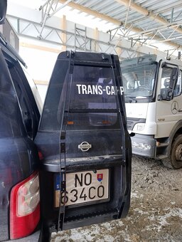 Rebrík Nissan Patrol y61 - 4