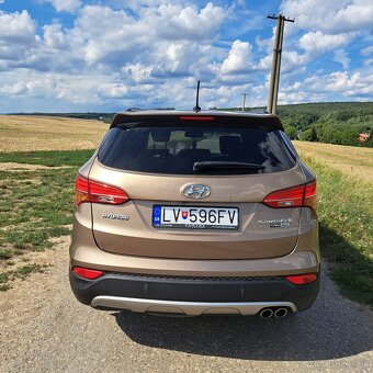 Hyundai Santa Fe - 4