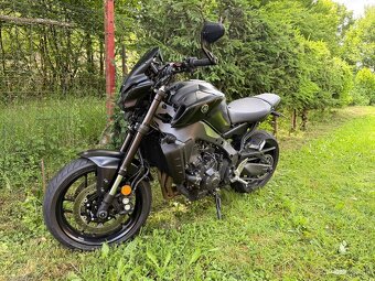 Yamaha MT09 - 4