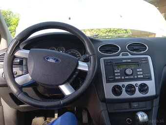 Rozpredám Ford FOCUS 1,6 TDCi - 4