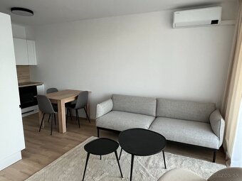 2 izbovy novozariadeny byt Trnava Prudy - blizko centra - 4