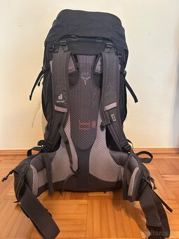 Deuter Futura Air Trek 50+10 - 4