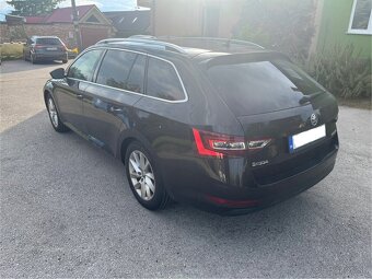 Predám Škoda Superb - 4