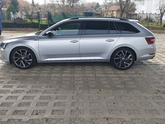 Škoda Superb Sportline Combi 2.0tdi - 4