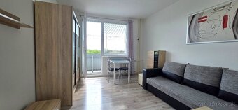 PNORF – zrekonštruovaná a zariadená garsónka s balkón - 4