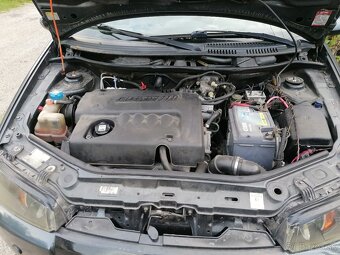 Rozpredám fiat punto - 4