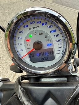 Victory Highball 1731ccm r.v.2012 - 4