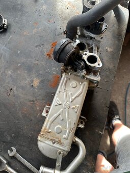 Egr ventil s chladičom spalín 1.6TDI 77kW CAY - 4