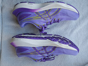 Asics fialove bezecke Gel Jadeite 2, velkost 40,5 - 4