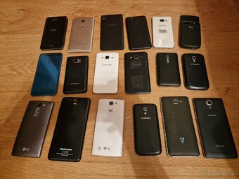 Predám cca 50 telefónov a tabletov na náhradné diely - 4
