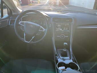 Ford Momdeo ecoboost 1.6 - 4