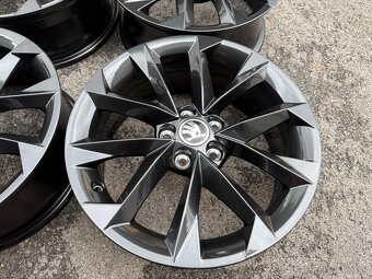 ORIGINAL ŠKODA SCALA/KAMIQ DISKY 5x100 R16 BLACK TOP - 4