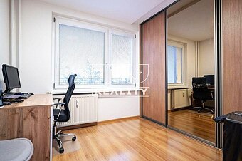 TUreality ponúkajú priestranný 2 izbový byt s úžitkovou... - 4