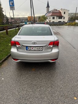 TOYOTA AVENSIS T27 ROK 2013 - 4