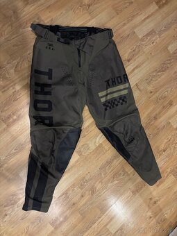 Dres a nohavice Thor Pulse Combat army - 4