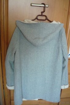 dámsky kabátik s kapucou - 4