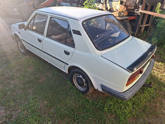 Skoda 130L - 4
