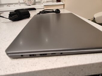 LENOVO IdeaPad Slim 3 15IAN8 Arctic Grey - 4
