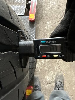Letné pneu 195/55R16 viem aj prezuť - 4