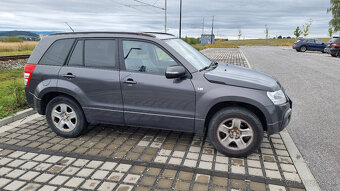 Suzuki Grand Vitara 3.2 V6 - 4