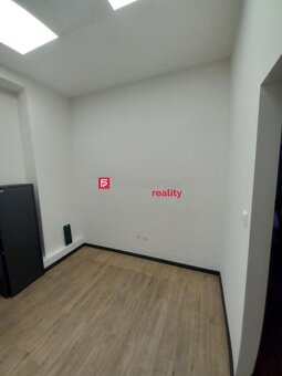 F016-25-KATA Exkluzívny priestor na prenájom v srdci Štúrov - 4