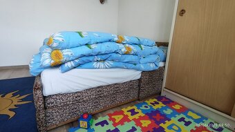 Predam rozkladaciu postel s matracmi - 4