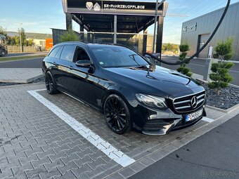 Mercedes-Benz E 220d W213 AMG Line - 4