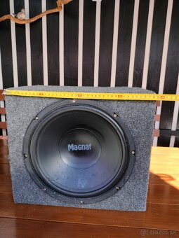 Subwoofer so zosilovačom - 4