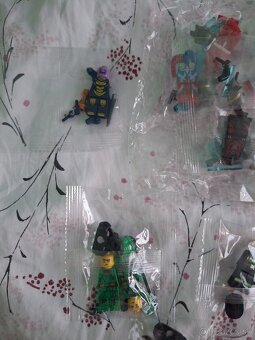 ✅ 30x Lego postava - 4