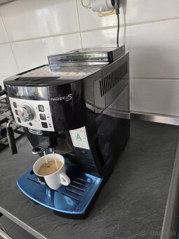 Kavovar Delonghi - 4