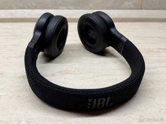 JBL Live 460NC - 4
