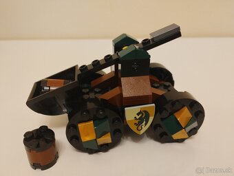 LEGO Castle 7948 Outpost Attack - 4