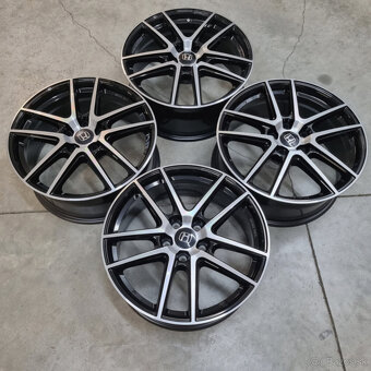 Hliníkové disky 5x114,3 R18 ET35 - 4