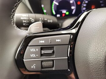 HONDA ZR-V 2.0 e:HEV Advance Panorama BOSE® Head-Up Kůže atd - 4
