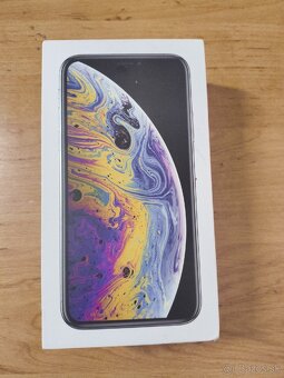 iphone xs čierny 64GB - 4