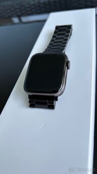 Apple Watch 5 44mm - 4