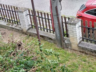 Plot, beton, dielce plotove, biele tehly, ornica - 4