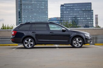 Škoda Octavia Combi SCOUT2.0 TDI DSG 4x4 - 4