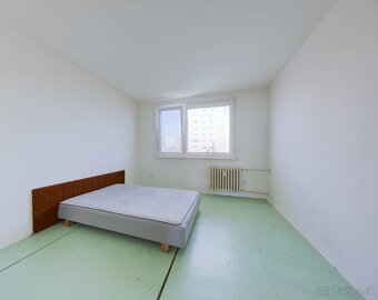 Predaj 3 izbový byt, Pri kríži, Bratislava - Dúbravka - 4